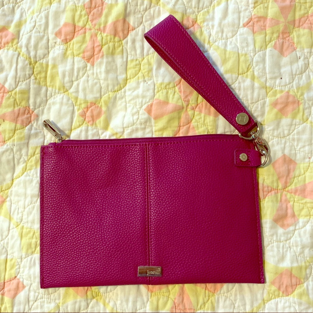 NWOT Jewell wristlet by 31 brand